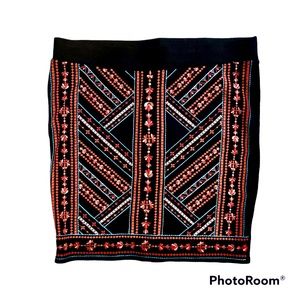 Torrid Size 2 (18/20) Stretch Skirt Embroidered Front